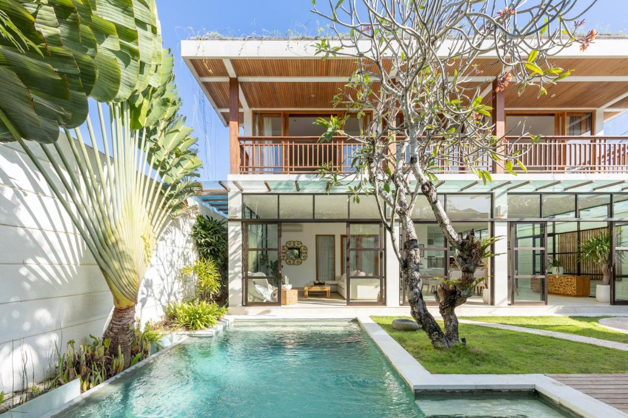 Villa Lumut 3 Bedrooms Central Seminyak Dış mekan fotoğraf